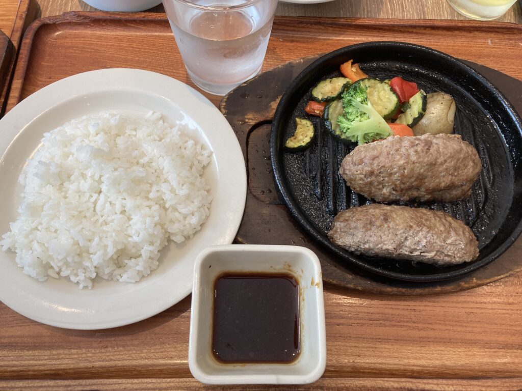 昼食