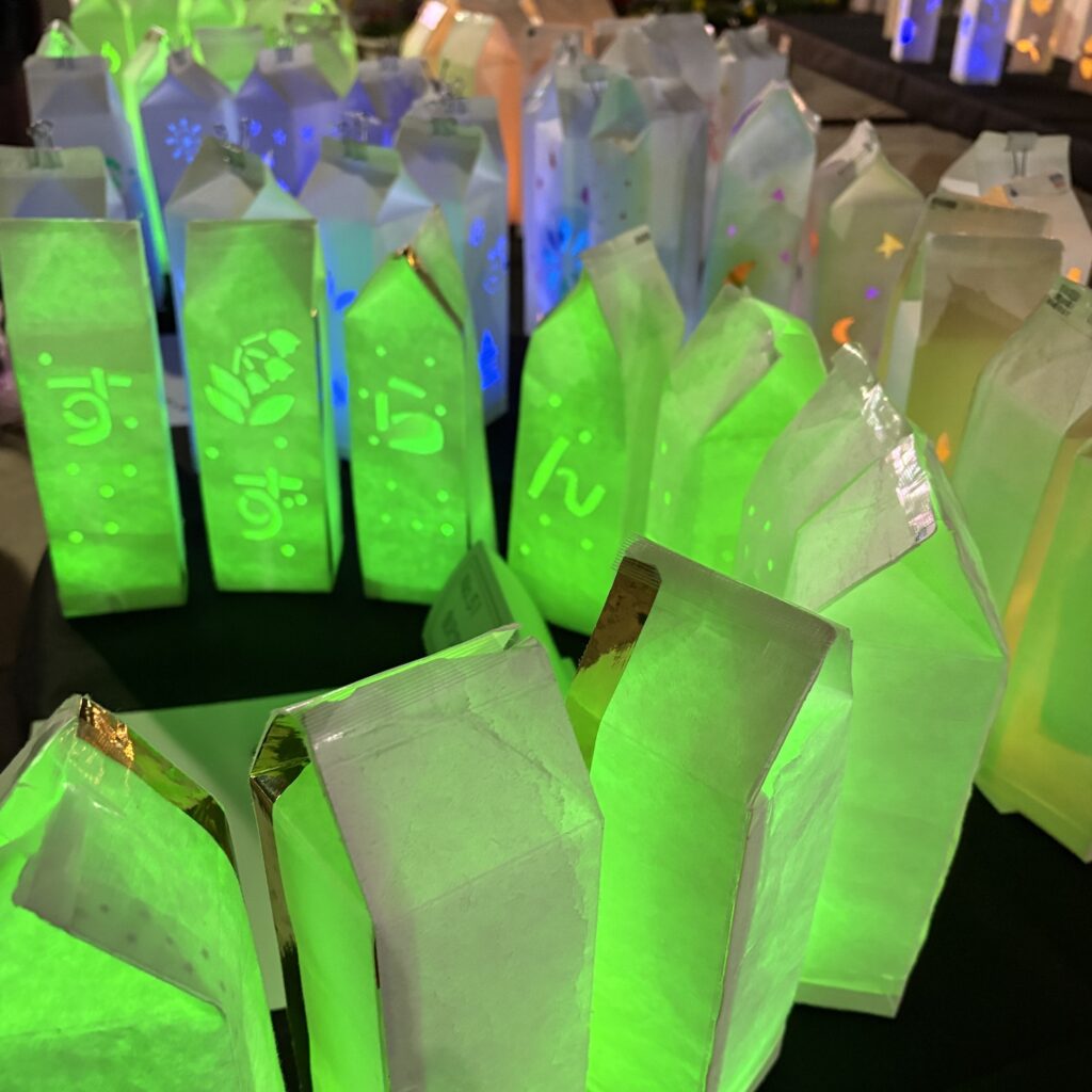 牛乳パックのランタン